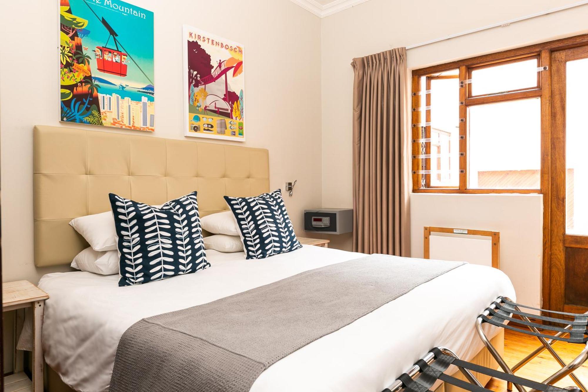 Aparthotel Camps Bay Village - And 3*