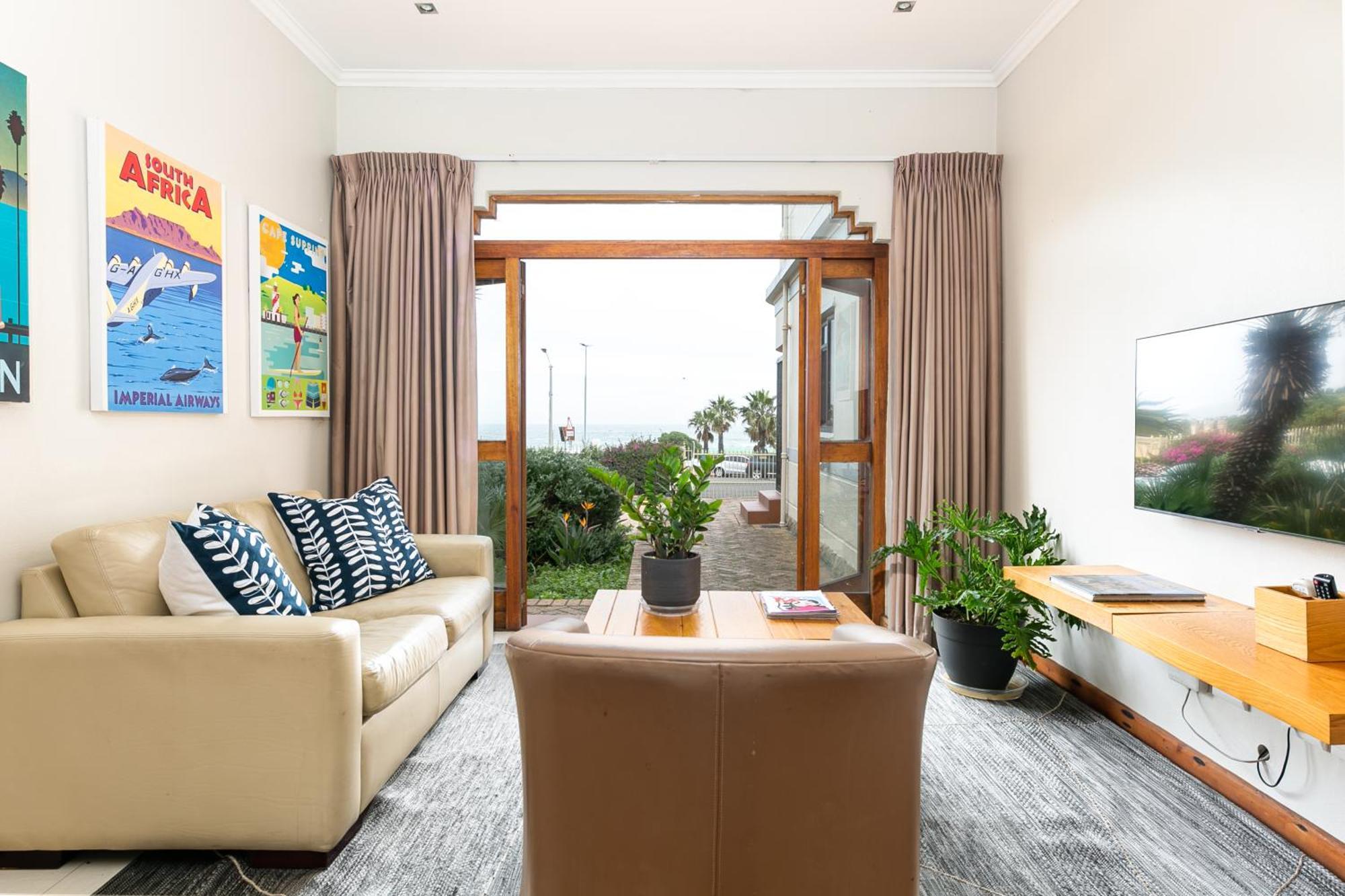 Camps Bay Village - And 3*