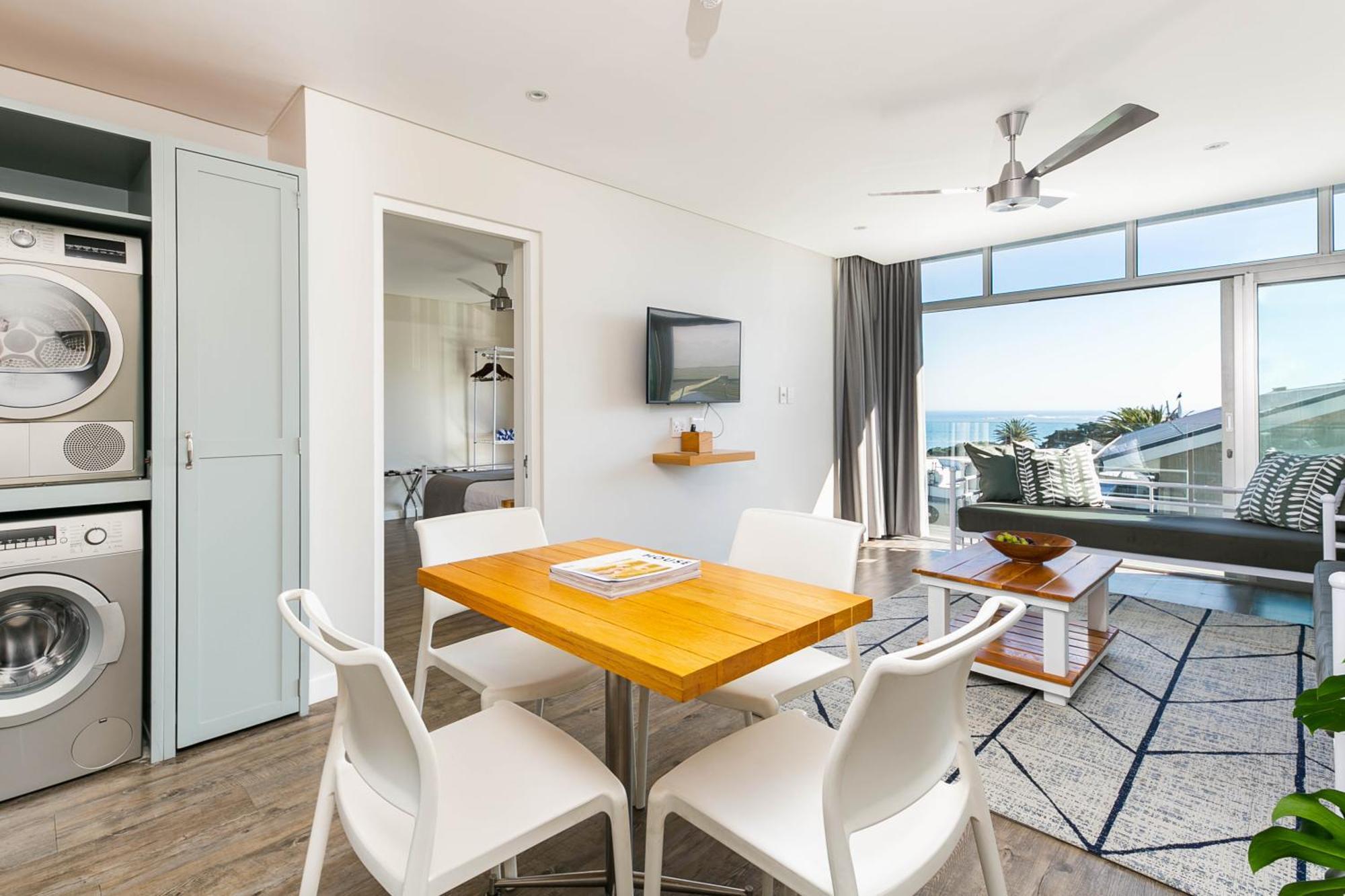 Camps Bay Village - And 3*