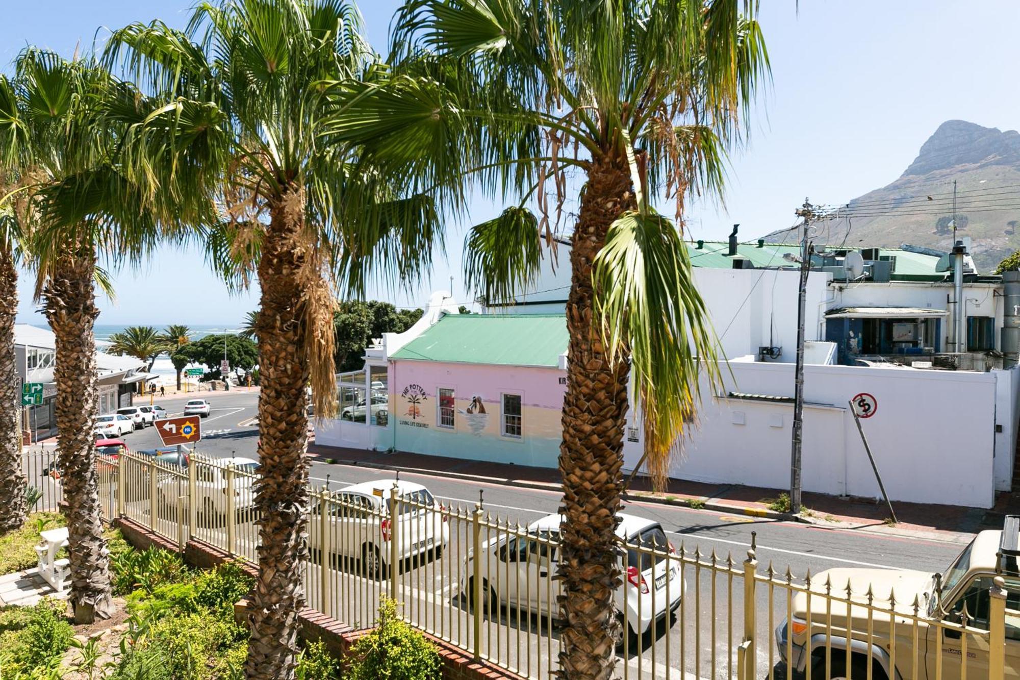 Camps Bay Village - And Aparthotel 3*