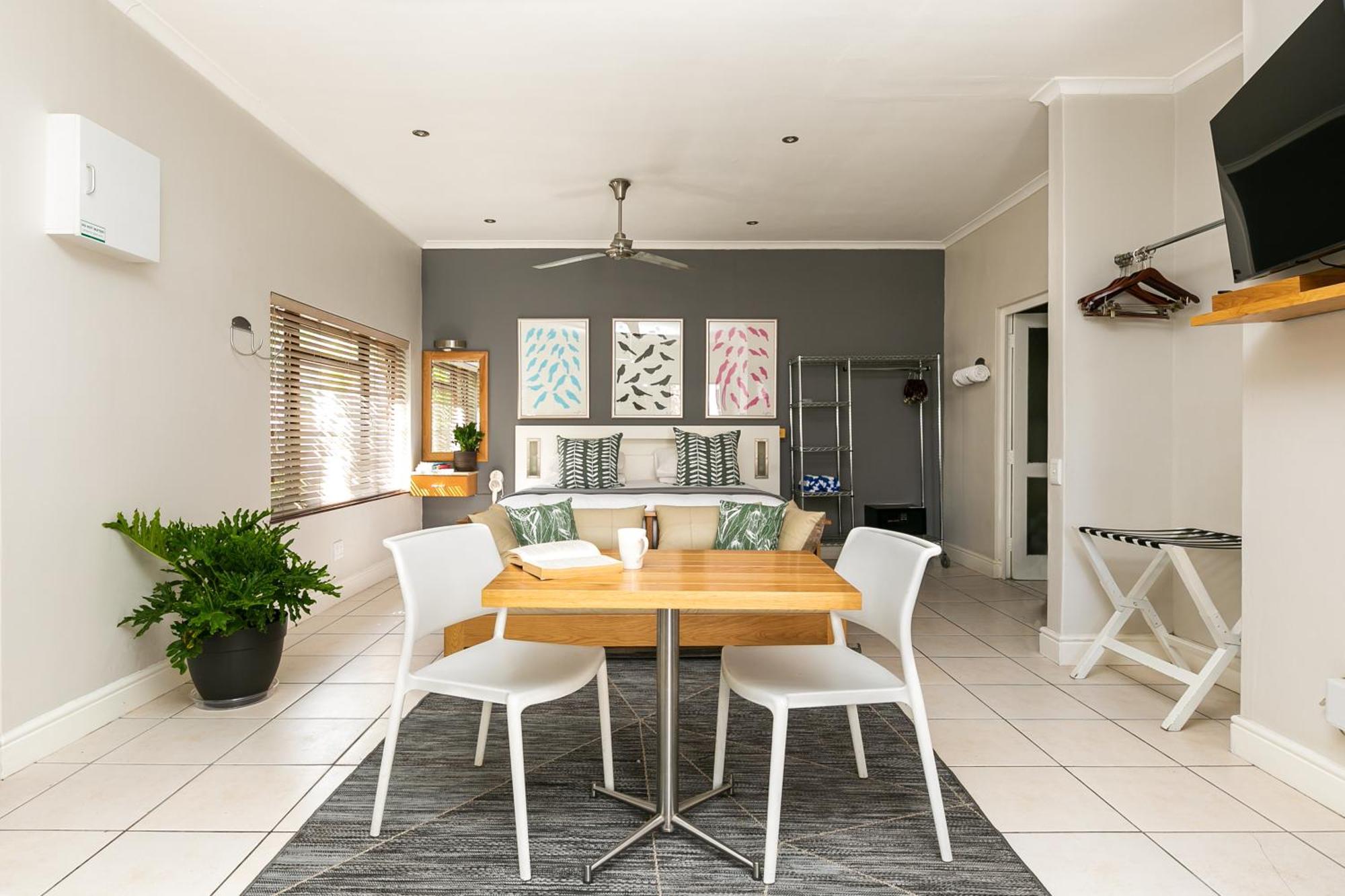 Camps Bay Village - And Aparthotel 3*