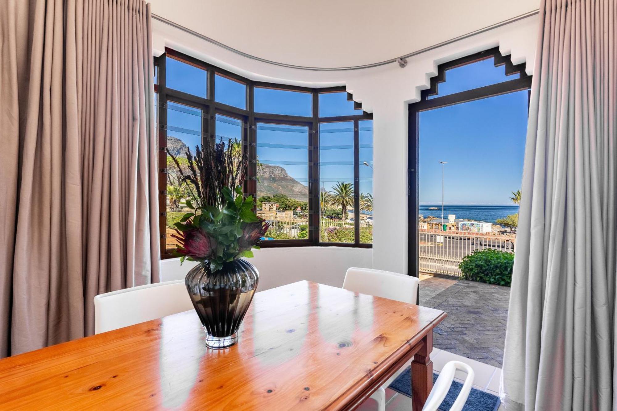 Camps Bay Village - And 3* Cape Town