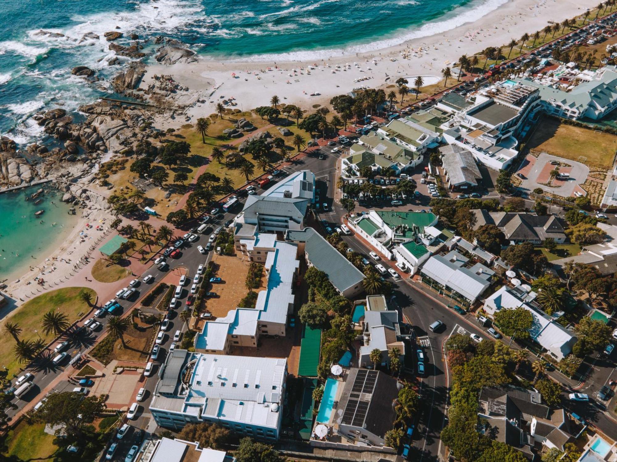 Aparthotel Camps Bay Village - And 3*