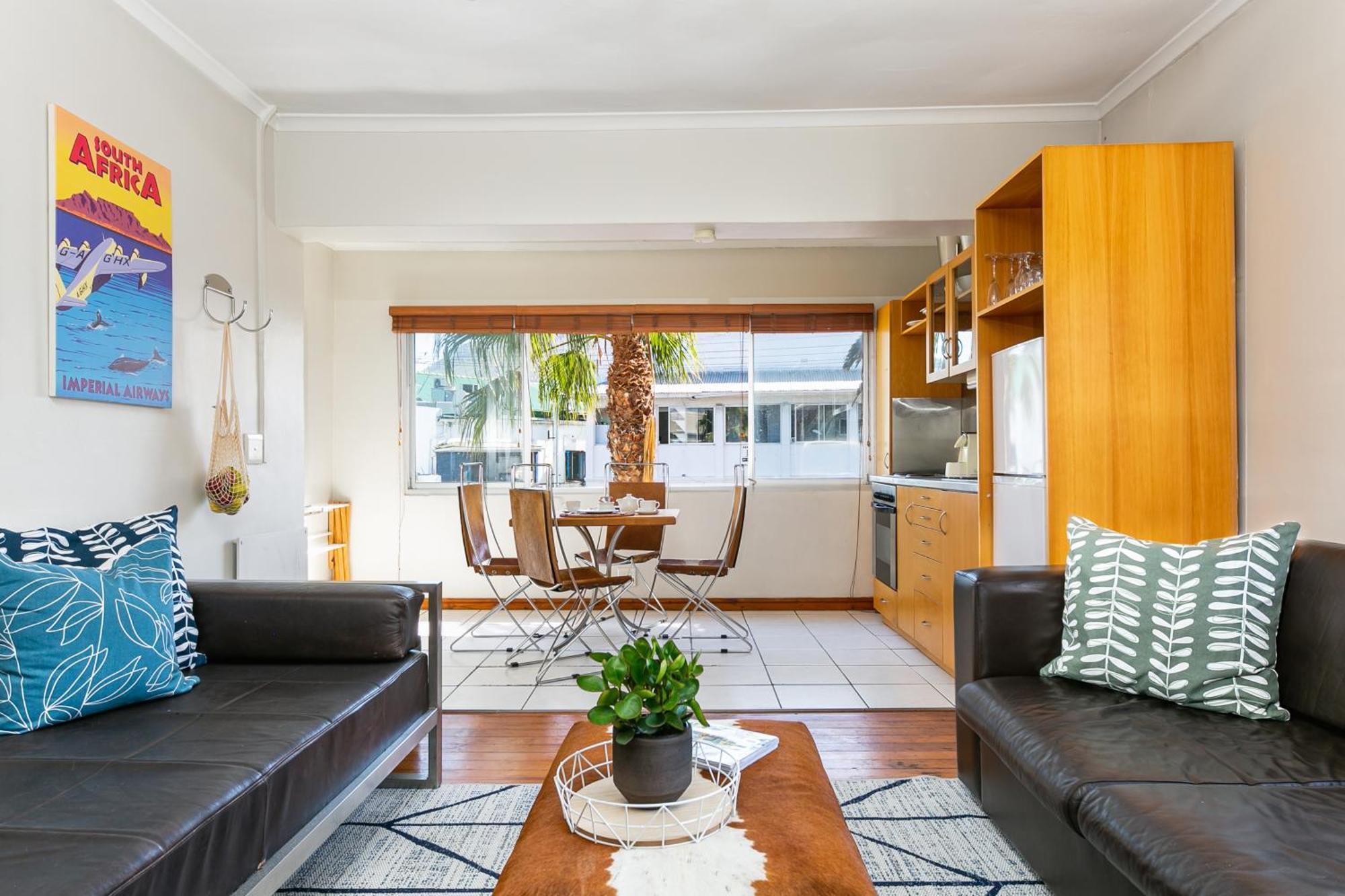 Aparthotel Camps Bay Village